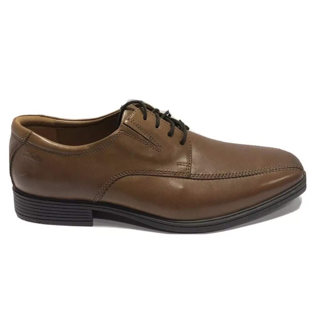 Clarks Men’s Tilden Walk Oxford Dress Shoe Brown Size 9W